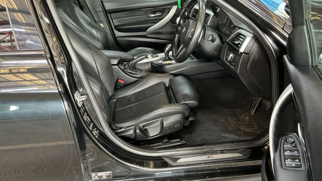 Used BMW 3 Series 2017 for sale - 78002864: Photo 9