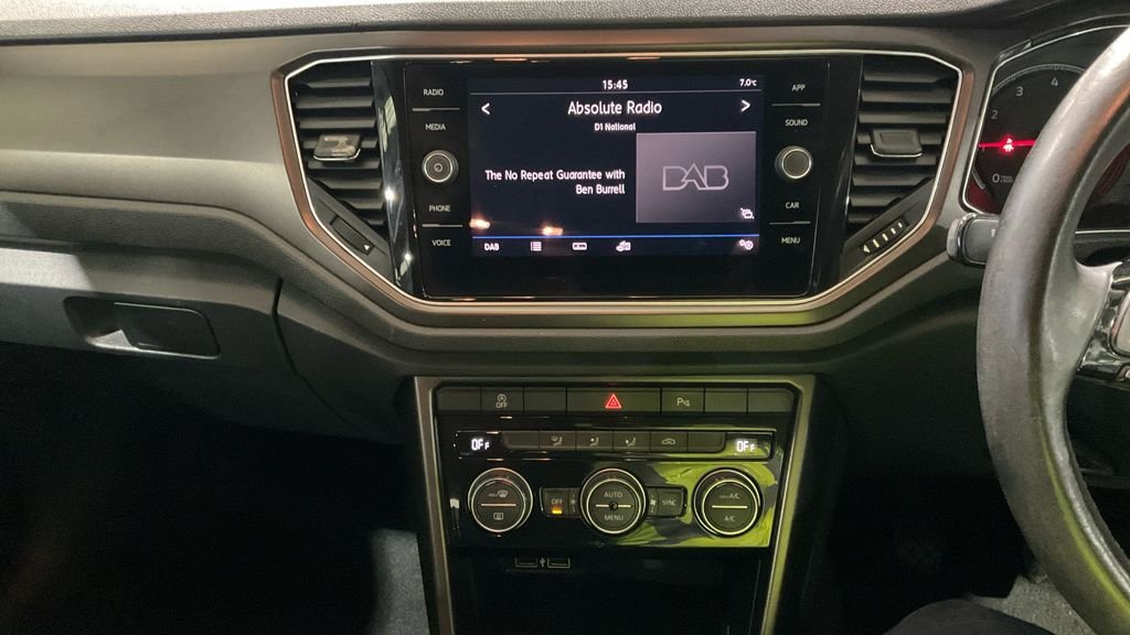 Used Volkswagen T-Roc 2018 for sale - 77621392: Photo 5