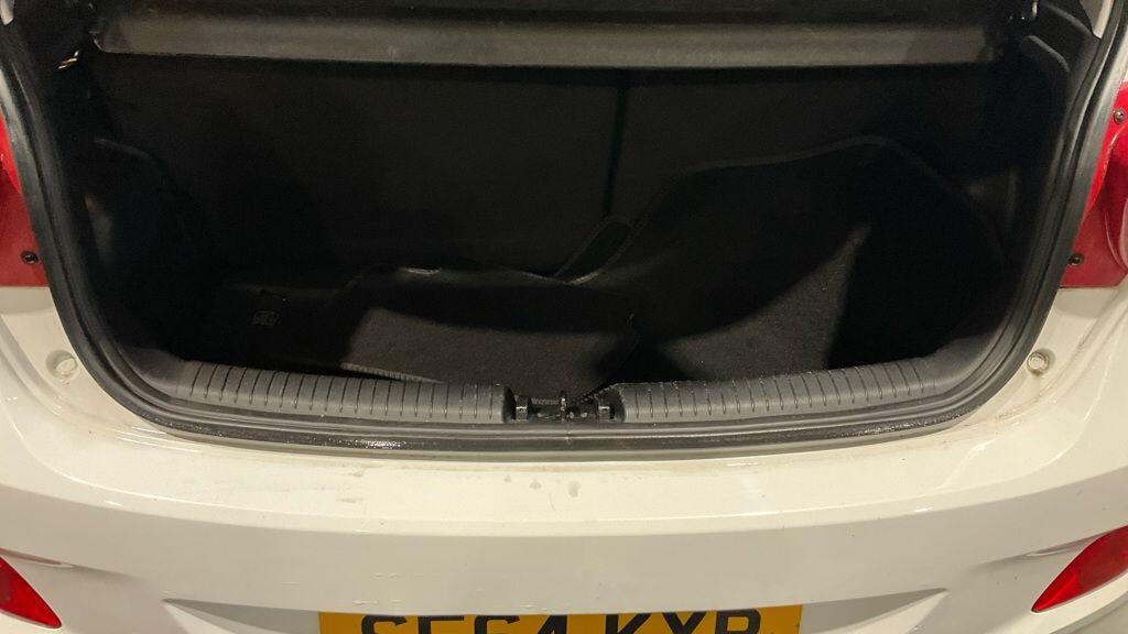 Used Hyundai i10 2015 for sale - 76800999: Photo 11