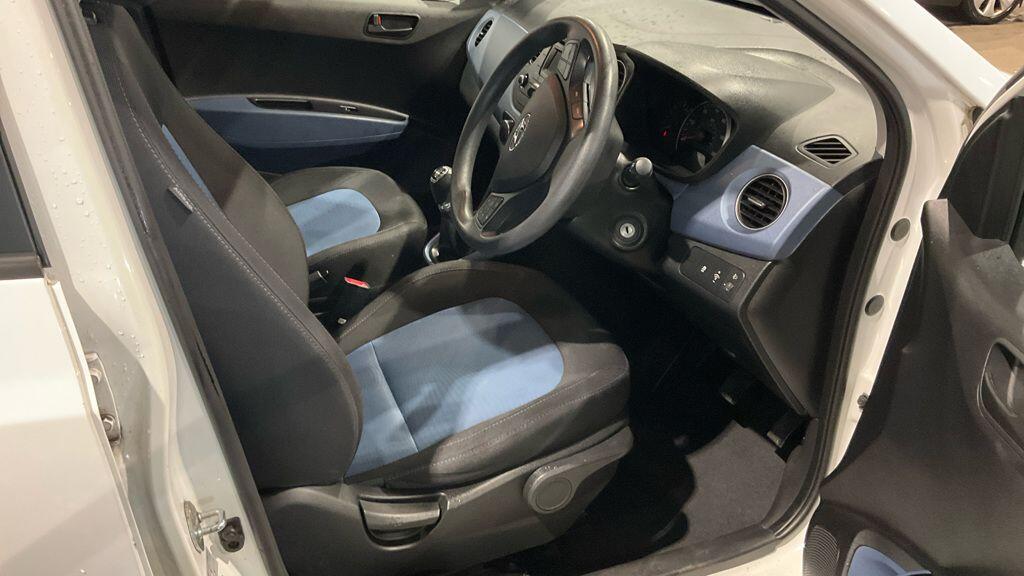 Used Hyundai i10 2015 for sale - 76800999: Photo 7