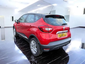 Used Renault Captur 2016 for sale - 77147809: Photo