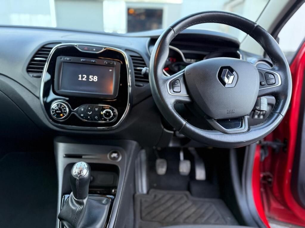 Used Renault Captur 2016 for sale - 77147809: Photo 3