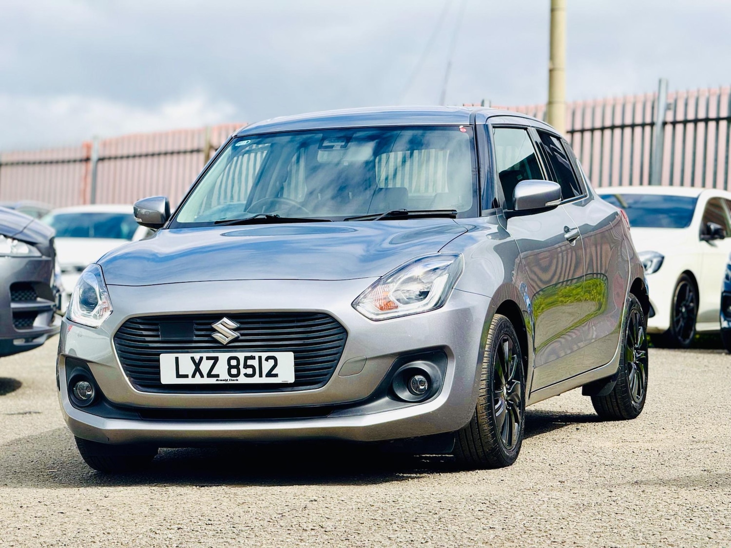 Used Suzuki Swift 2018 for sale - 76226231: Photo 15