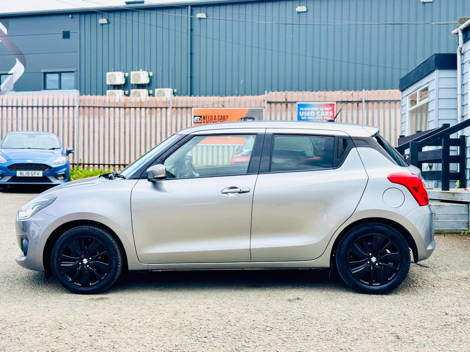 Used Suzuki Swift 2018 for sale - 76226231: Photo 16