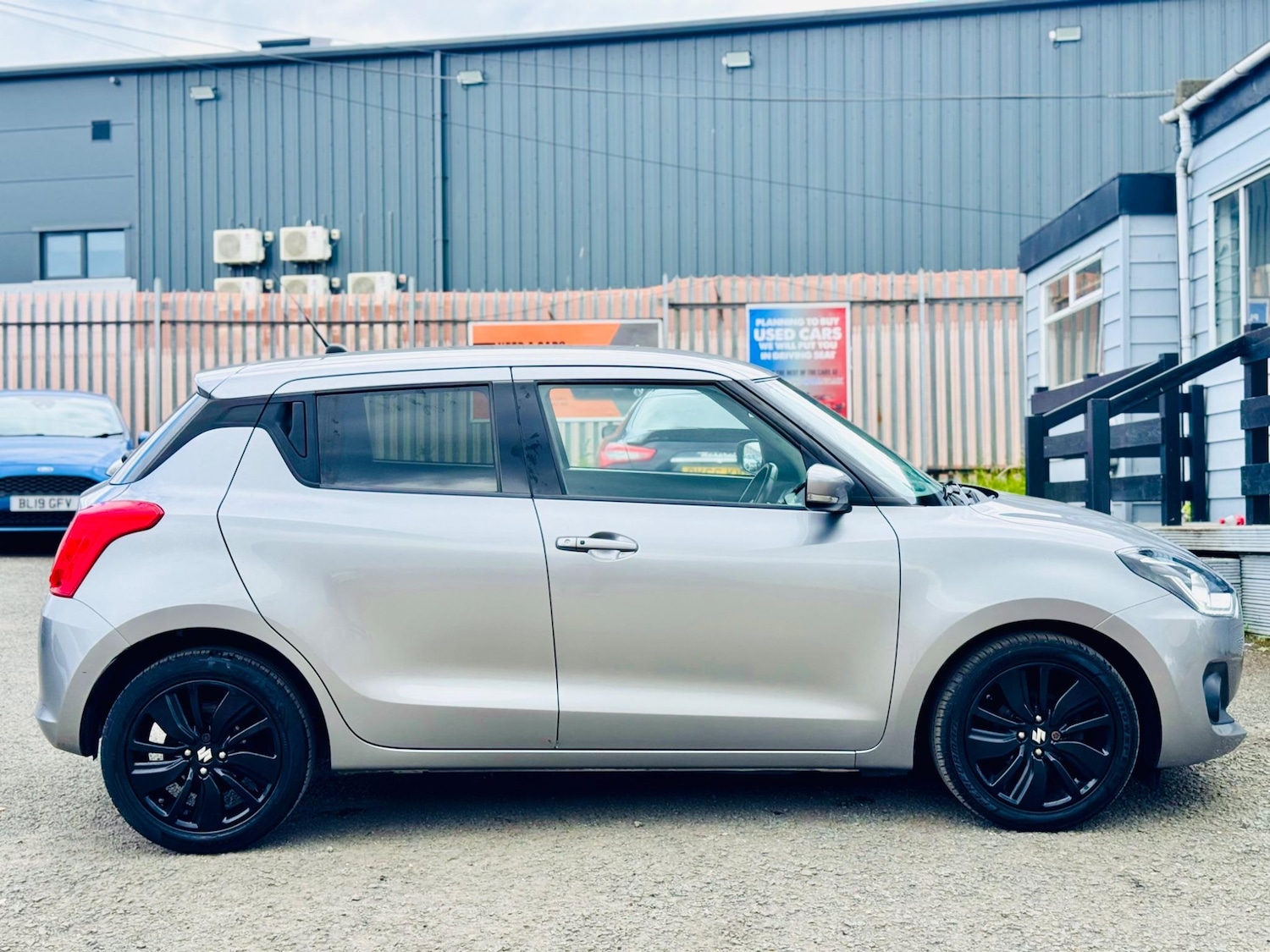 Used Suzuki Swift 2018 for sale - 76226231: Photo 17