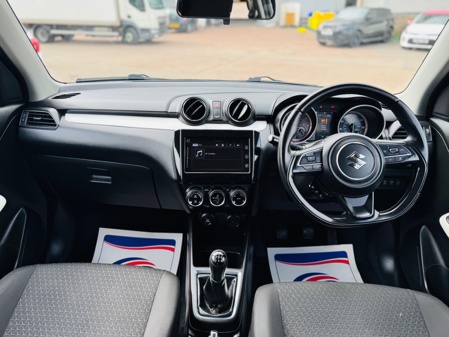 Used Suzuki Swift 2018 for sale - 76226231: Photo 3