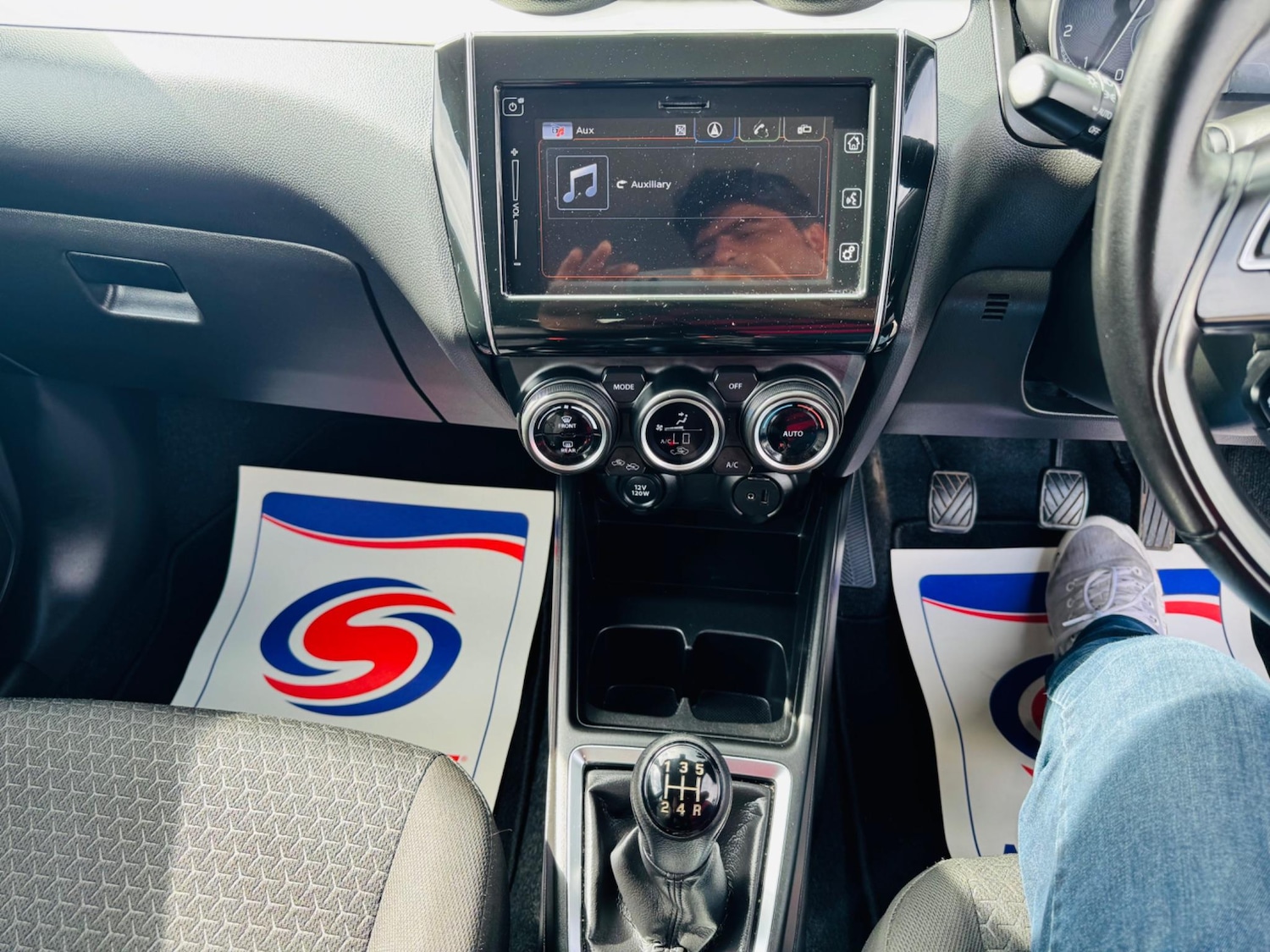 Used Suzuki Swift 2018 for sale - 76226231: Photo 32