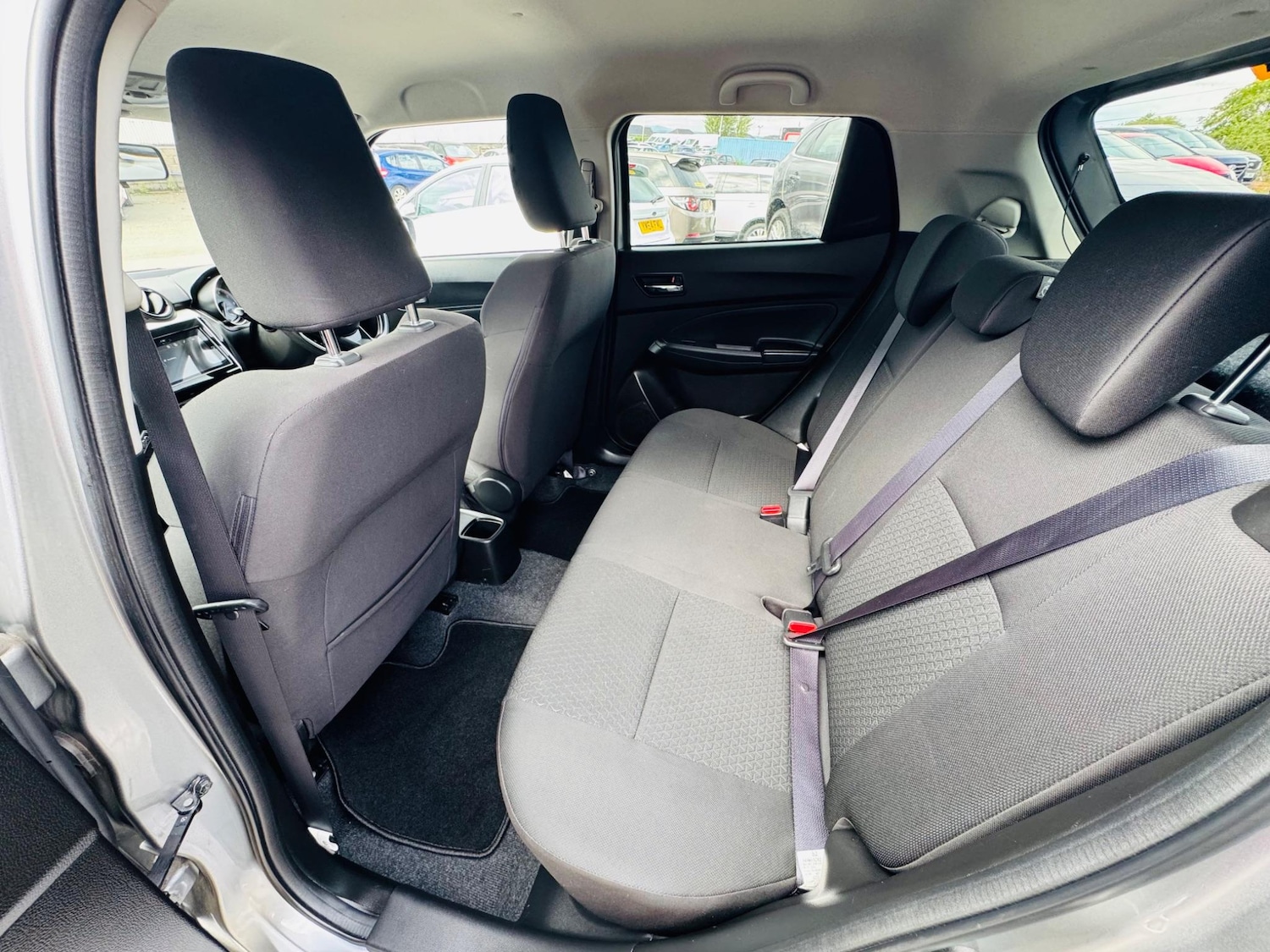 Used Suzuki Swift 2018 for sale - 76226231: Photo 40