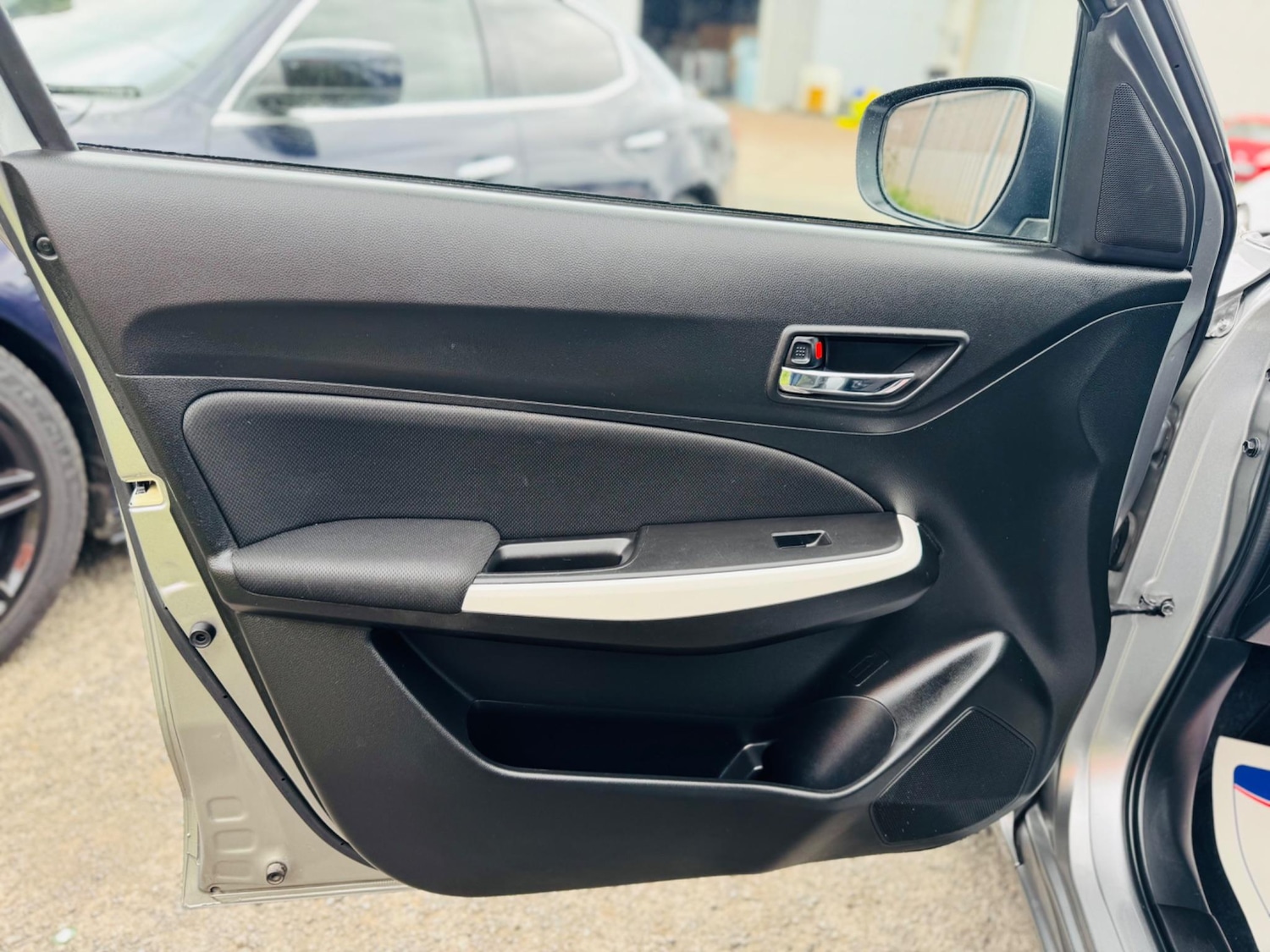 Used Suzuki Swift 2018 for sale - 76226231: Photo 42