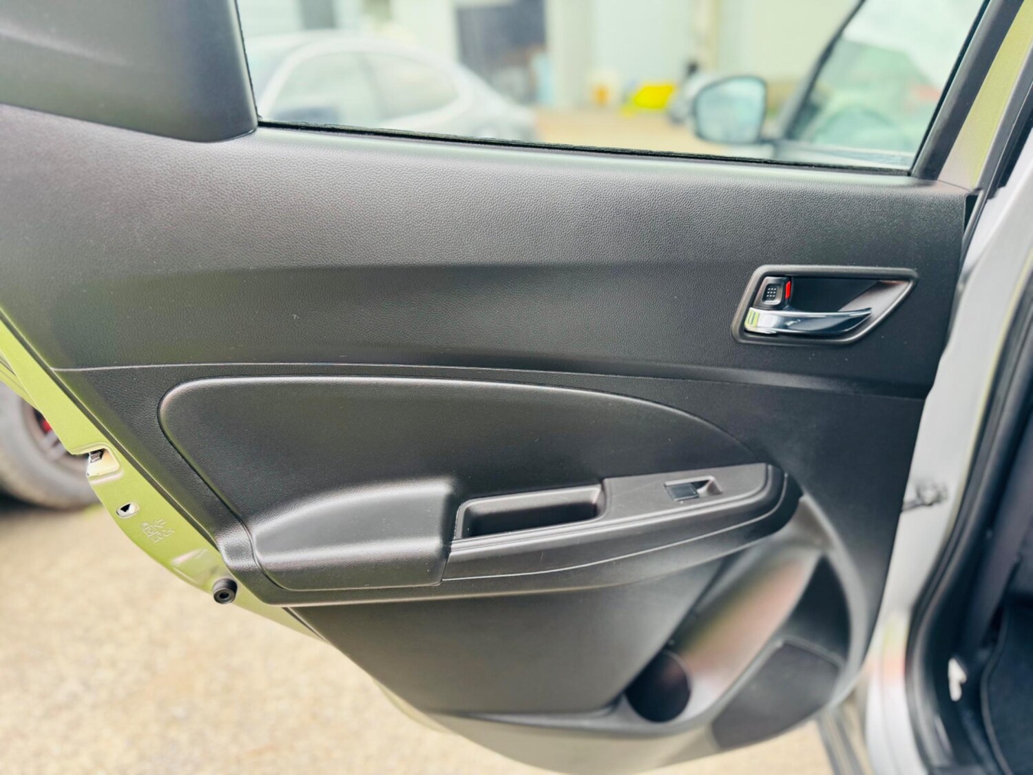 Used Suzuki Swift 2018 for sale - 76226231: Photo 43