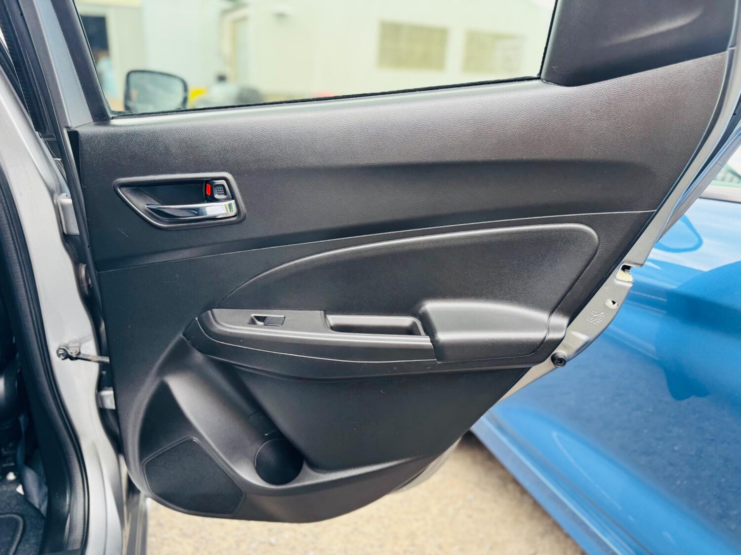 Used Suzuki Swift 2018 for sale - 76226231: Photo 44