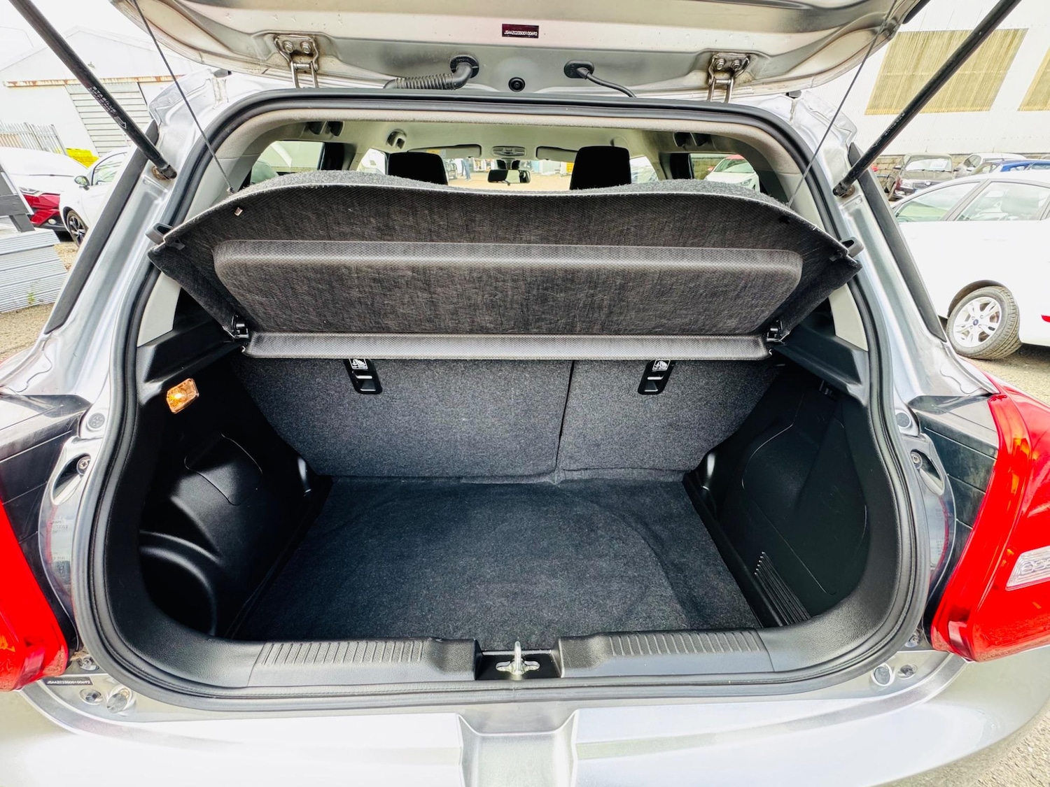 Used Suzuki Swift 2018 for sale - 76226231: Photo 45