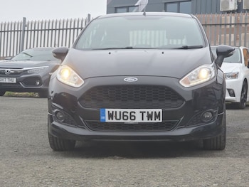 Used Ford Fiesta 2016 for sale - 78029920: Photo
