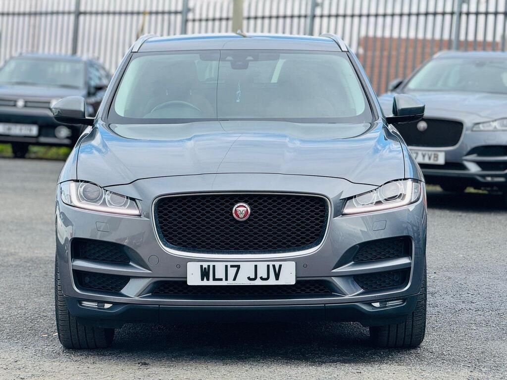 Used Jaguar F-Pace 2017 for sale - 77147847: Photo 2