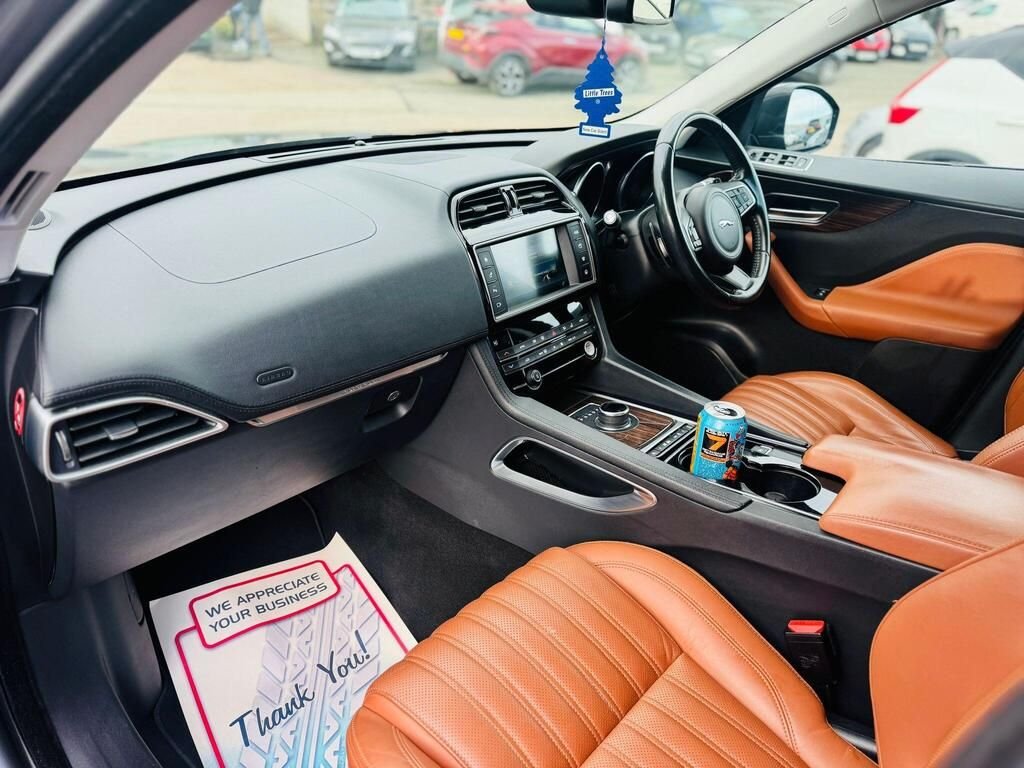 Used Jaguar F-Pace 2017 for sale - 77147847: Photo 9