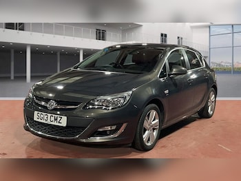 Used Vauxhall Astra 2013 for sale - 77905318: Photo