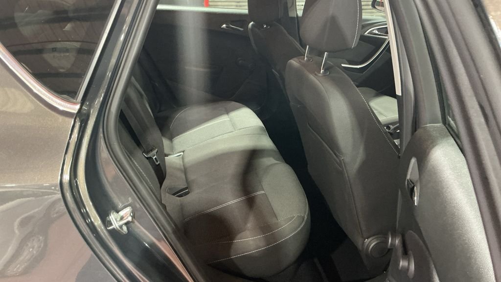 Used Vauxhall Astra 2013 for sale - 77905318: Photo 7