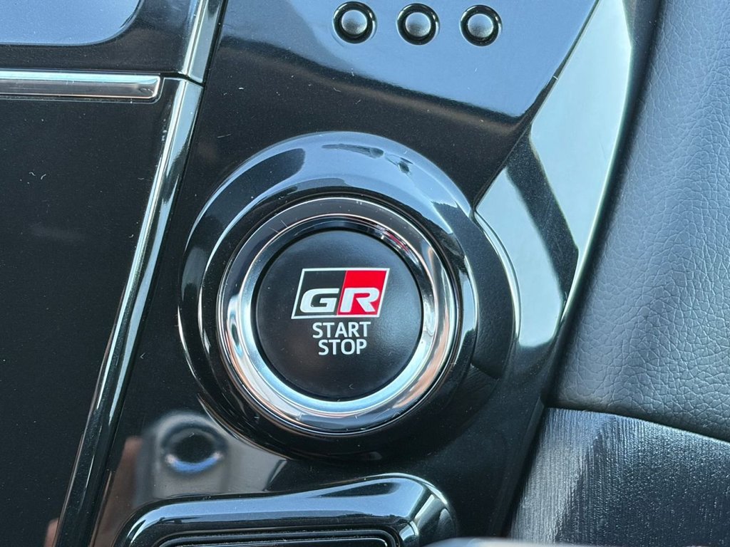 Used Toyota Prius+ 2025 for sale - 77250384: Photo 16