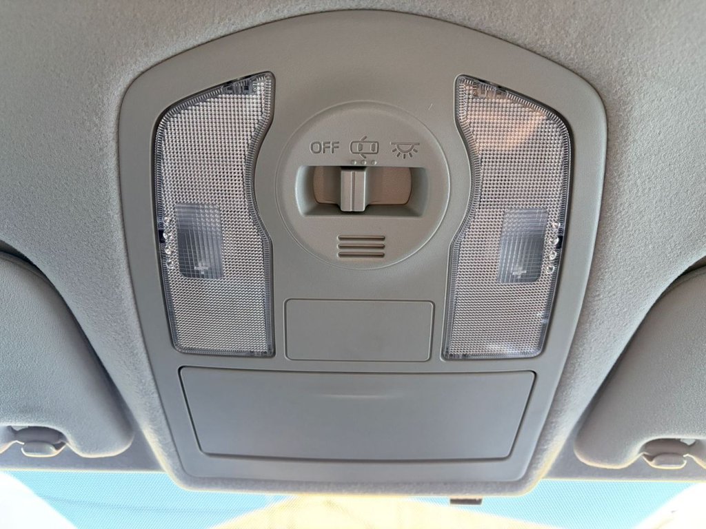 Used Toyota Prius+ 2025 for sale - 77250384: Photo 24