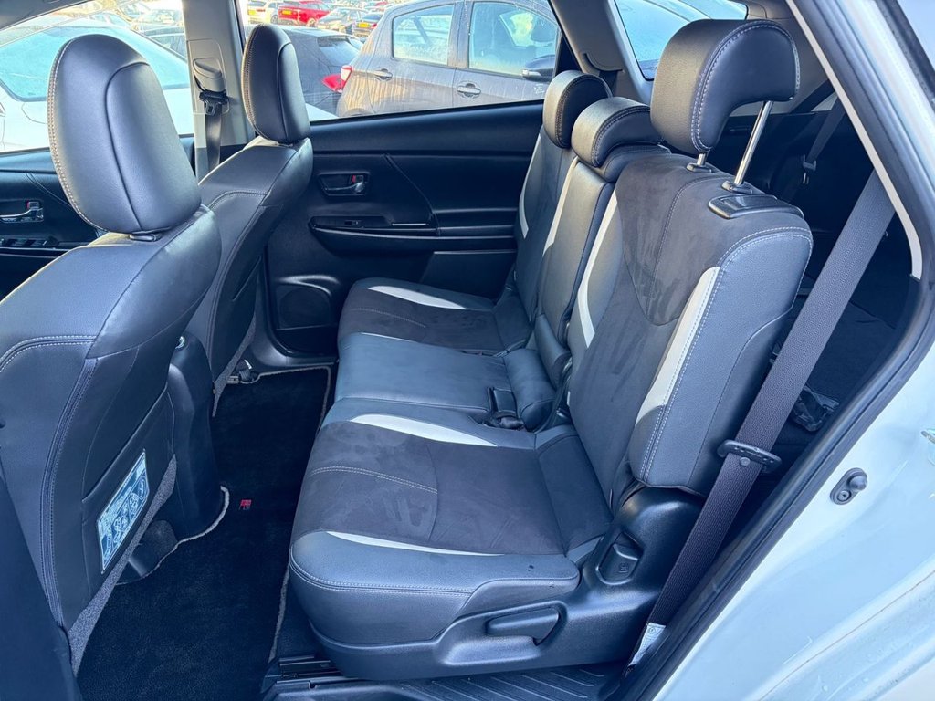 Used Toyota Prius+ 2025 for sale - 77250384: Photo 38