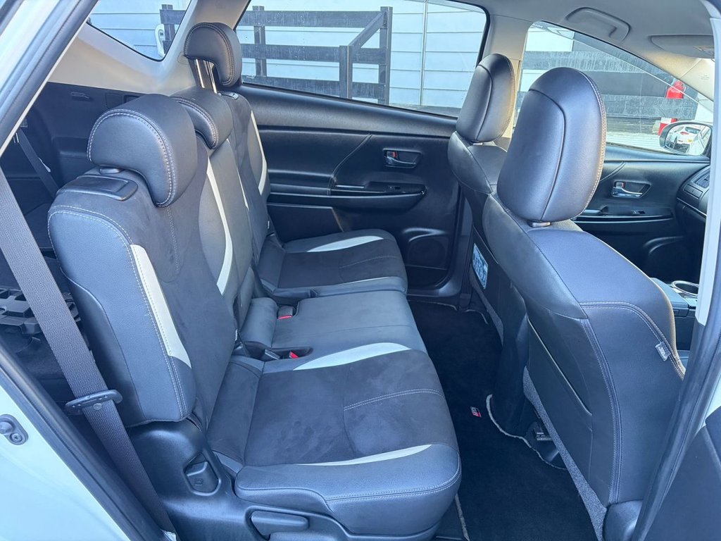 Used Toyota Prius+ 2025 for sale - 77250384: Photo 39