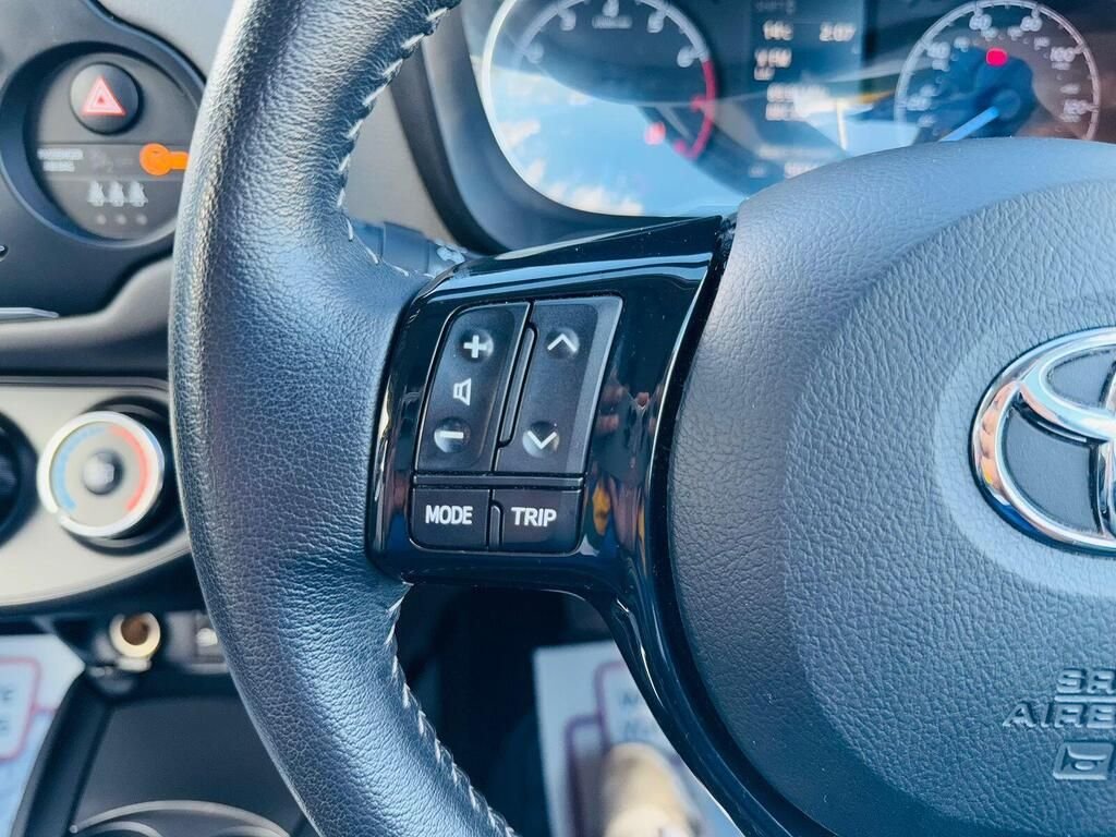 Used Toyota Yaris 2017 for sale - 77147781: Photo 17