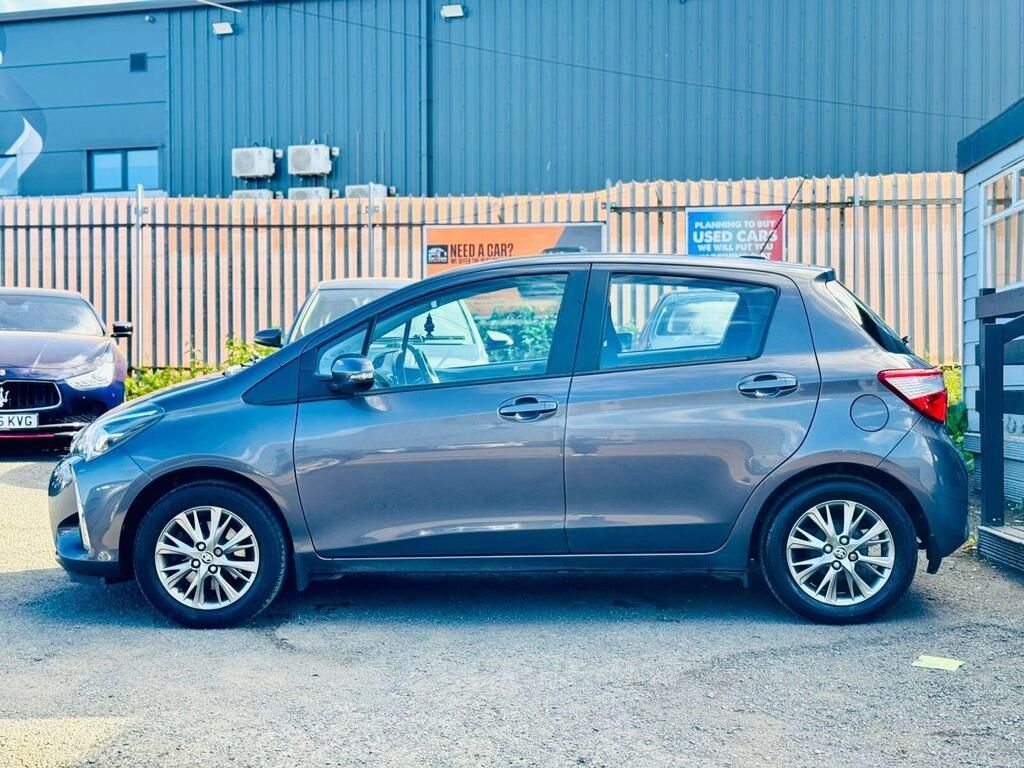 Used Toyota Yaris 2017 for sale - 77147781: Photo 37