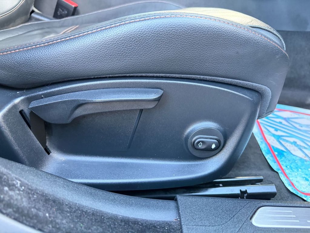 Used Jaguar XE 2015 for sale - 77147826: Photo 32