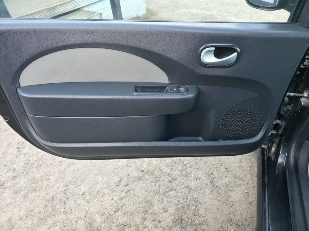 Used Renault Twingo 2011 for sale - 77990713: Photo 40