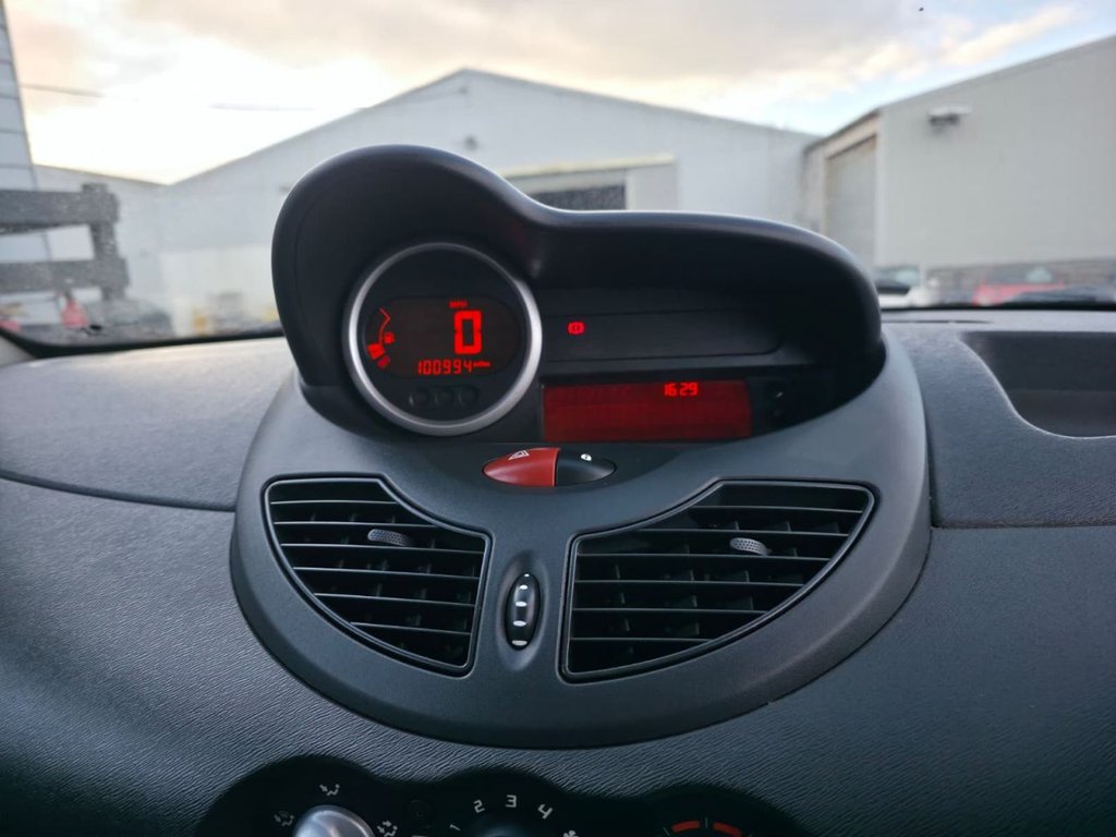 Used Renault Twingo 2011 for sale - 77990713: Photo 9