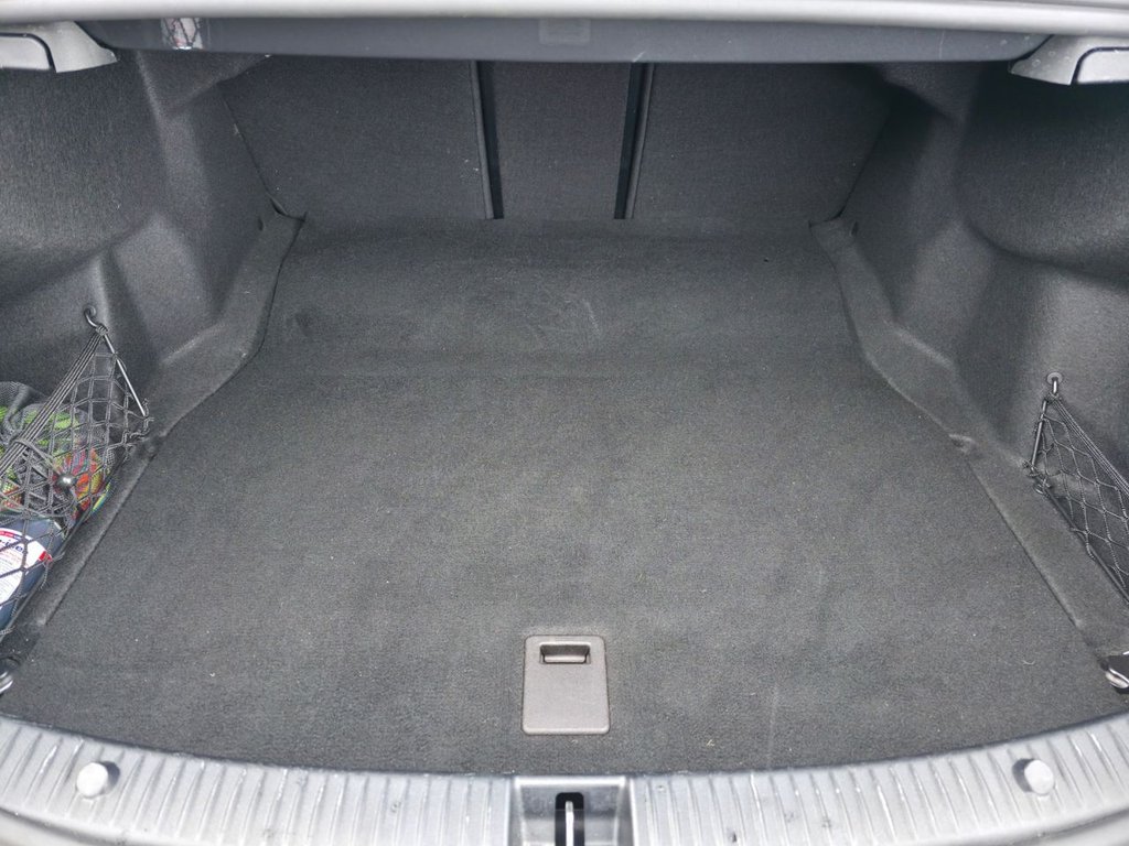 Used Mercedes-Benz C Class 2018 for sale - 77891247: Photo 43