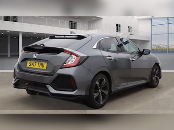 Used Honda Civic 2017 for sale - 77667432: Photo