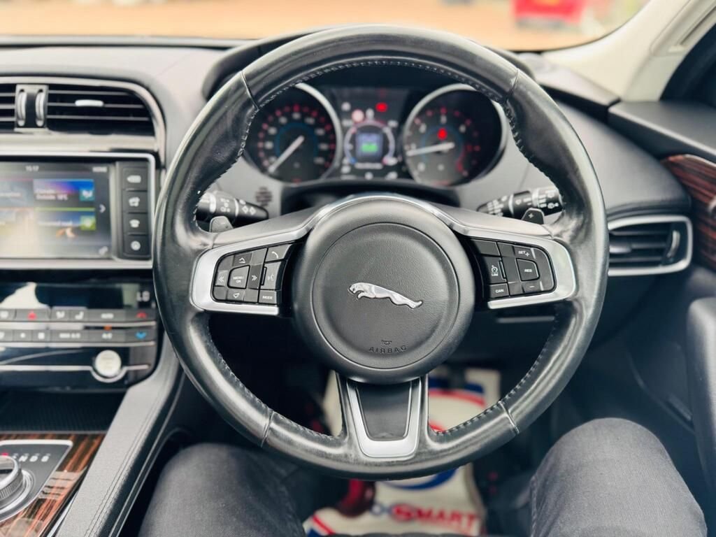 Used Jaguar F-Pace 2017 for sale - 77147833: Photo 24
