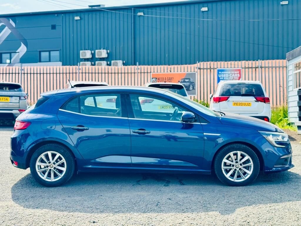 Used Renault Megane 2017 for sale - 77147785: Photo 13