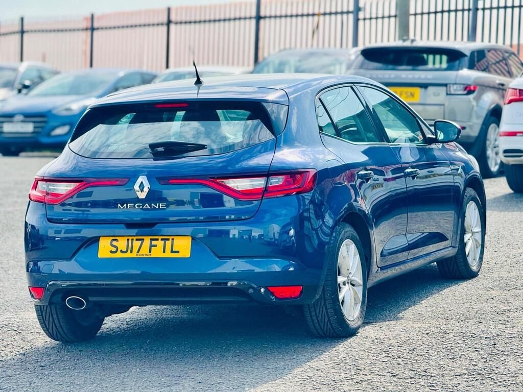 Used Renault Megane 2017 for sale - 77147785: Photo 14