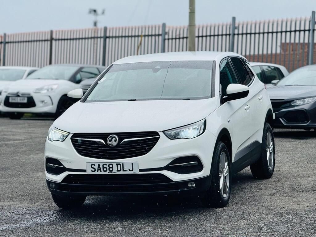 Used Vauxhall Grandland X 2018 for sale - 77147803: Photo 2