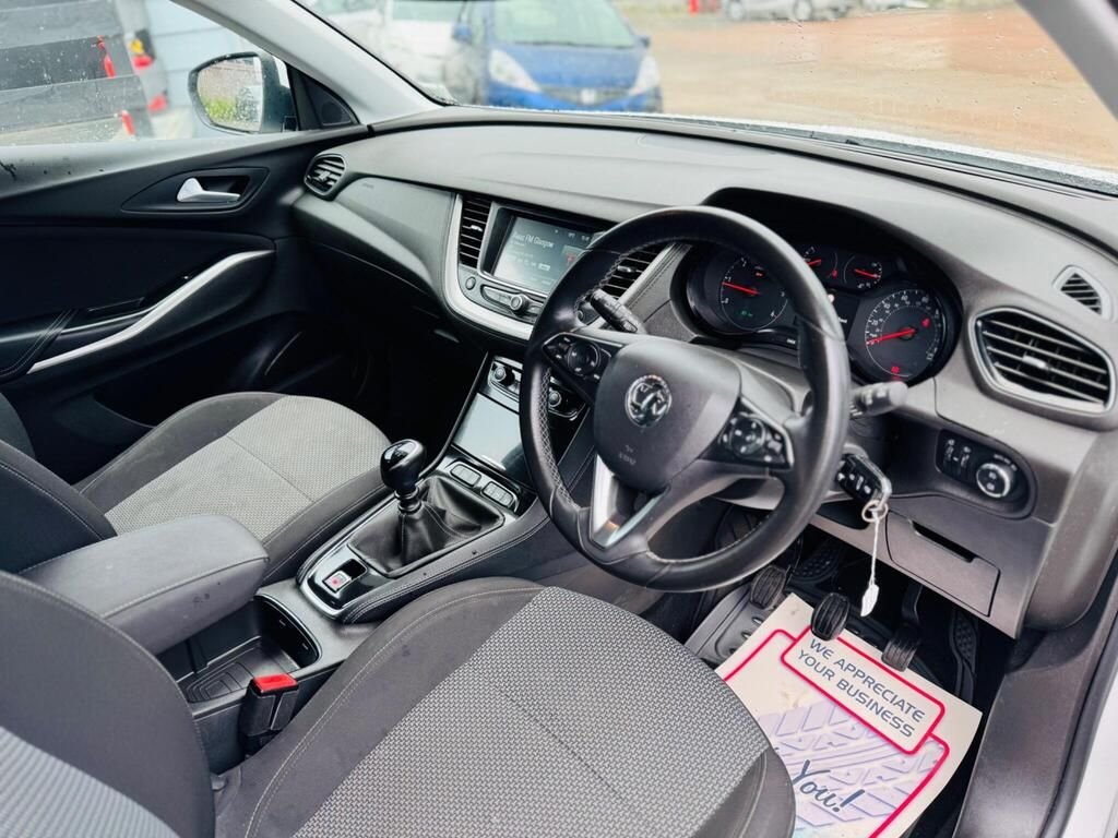 Used Vauxhall Grandland X 2018 for sale - 77147803: Photo 3