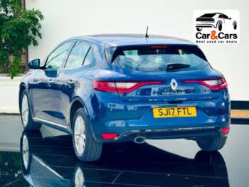 Used Renault Megane 2017 for sale - 74990810: Photo