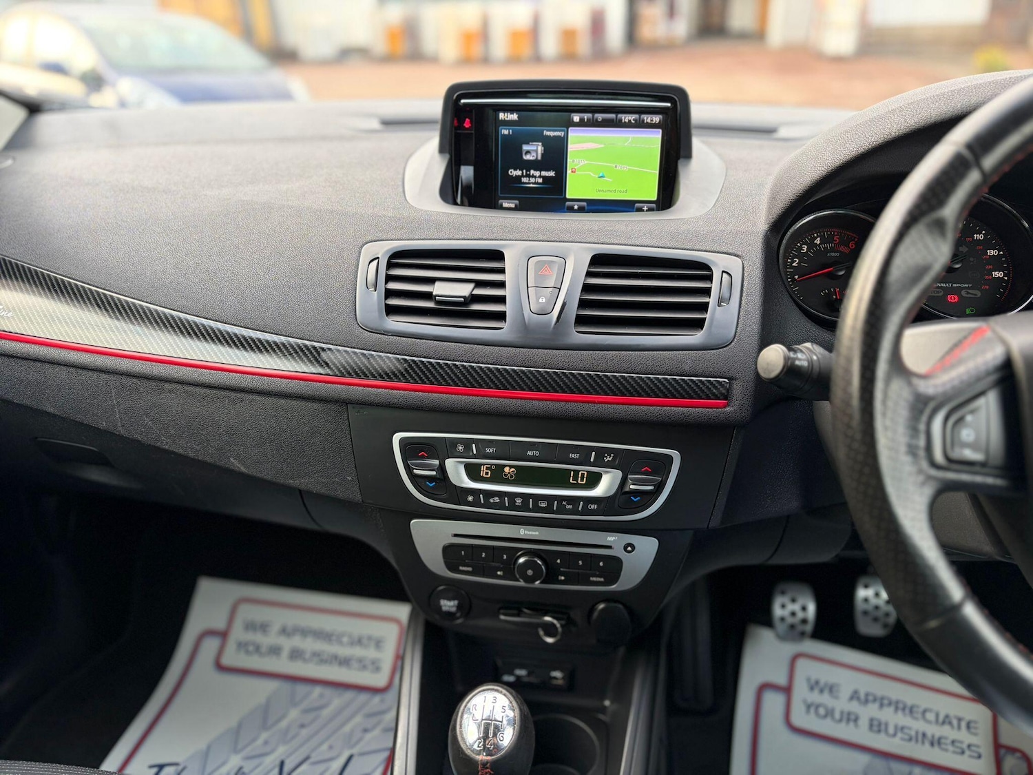 Used Renault Megane 2015 for sale - 76499993: Photo 8