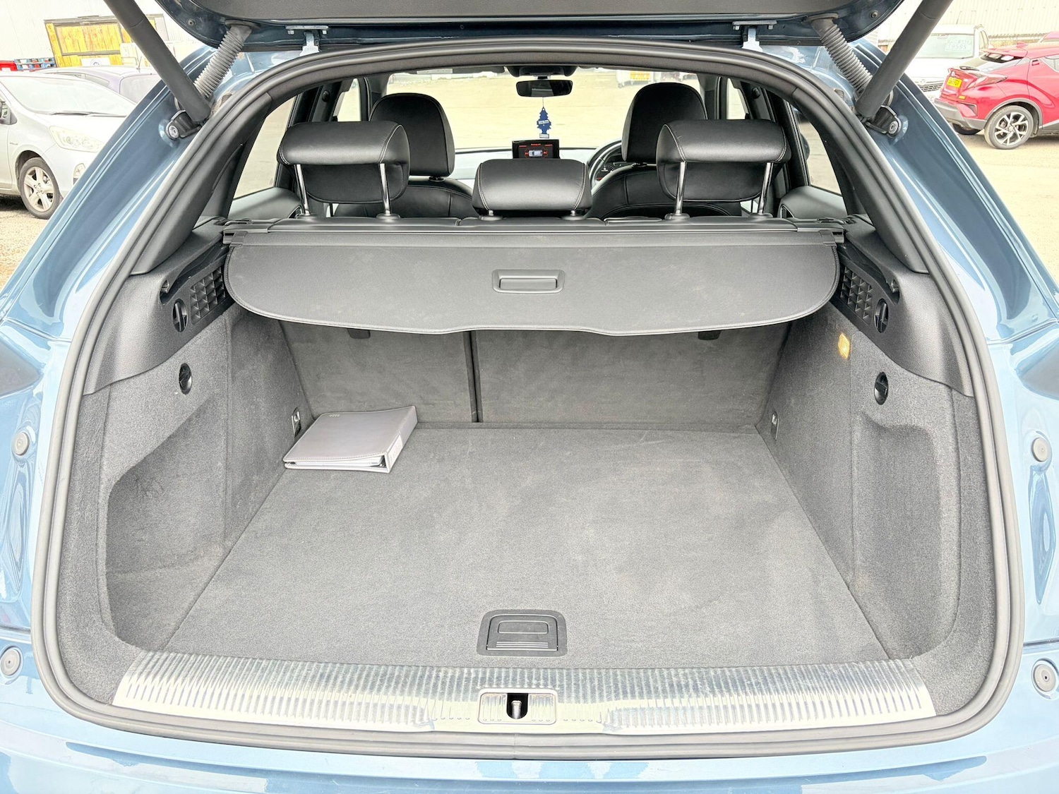 Used Audi Q3 for sale - 76996787: Photo 32