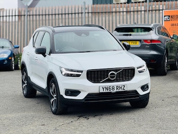 Volvo - XC40