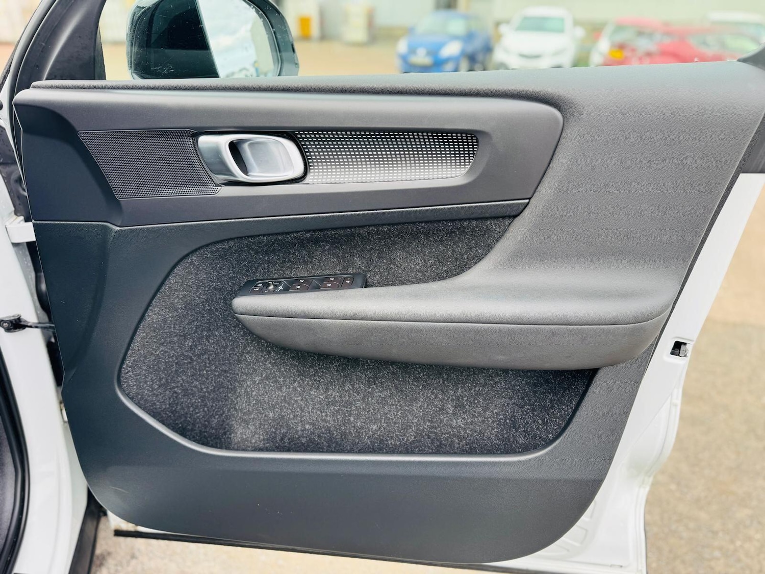 Used Volvo XC40 2019 for sale - 76259348: Photo 27