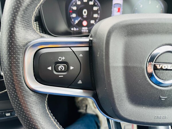 Used Volvo XC40 2019 for sale - 76259348: Photo 8