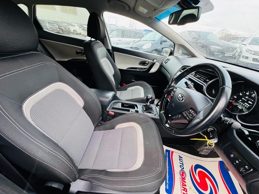 Used Kia Ceed 2017 for sale - 77147815: Photo 31