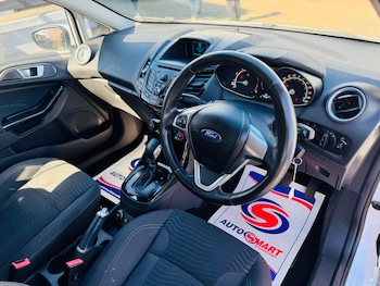 Used Ford Fiesta 2015 for sale - 75364117: Photo