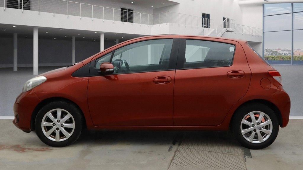 Used Toyota Yaris 2013 for sale - 77451845: Photo 6