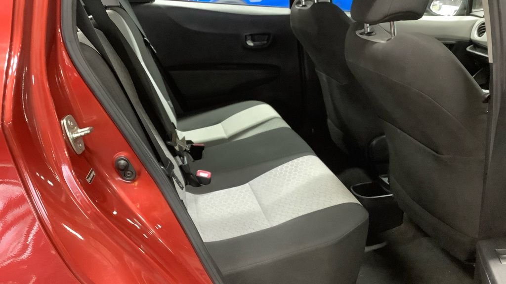 Used Toyota Yaris 2013 for sale - 77451845: Photo 8