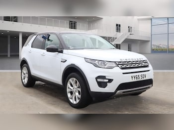 Used Land Rover Discovery Sport 2015 for sale - 77463967: Photo