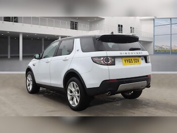 Used Land Rover Discovery Sport 2015 for sale - 77463967: Photo