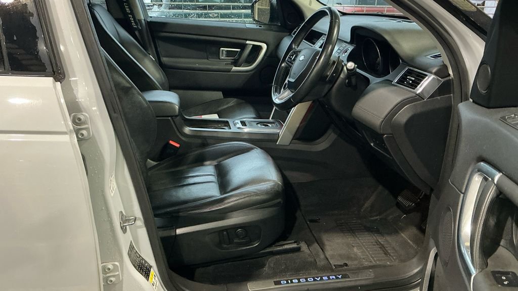 Used Land Rover Discovery Sport 2015 for sale - 77463967: Photo 5